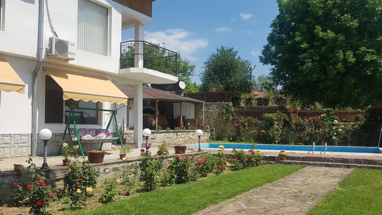 Rosarium Residence Guest House Dreanovo Exterior foto