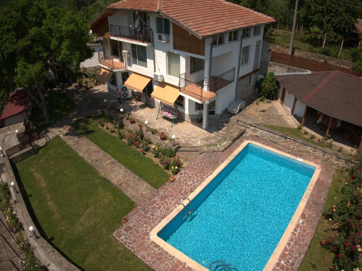 Rosarium Residence Guest House Dreanovo Exterior foto