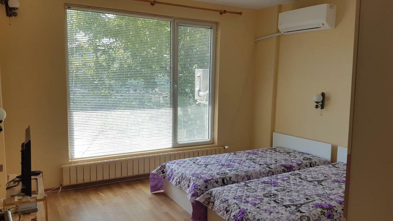 Rosarium Residence Guest House Dreanovo Exterior foto